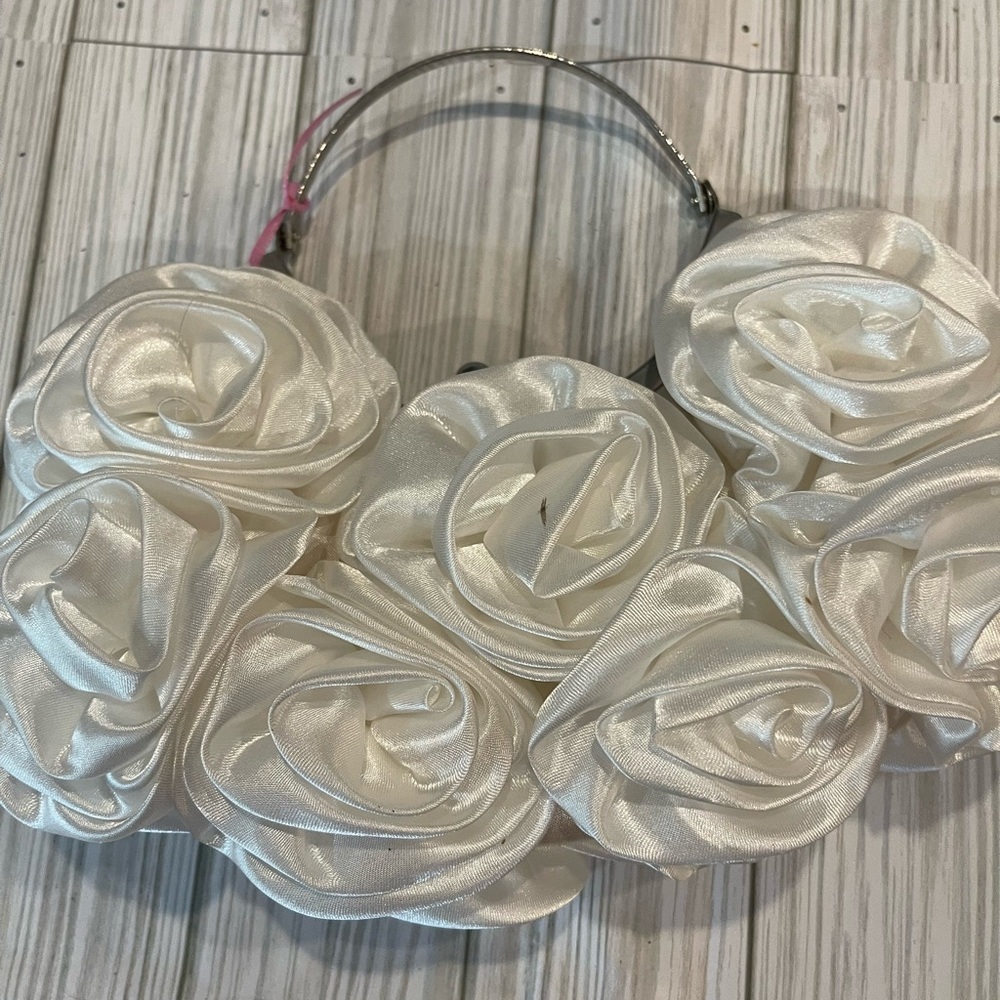 Elegant Vintage White Floral Women's Bag